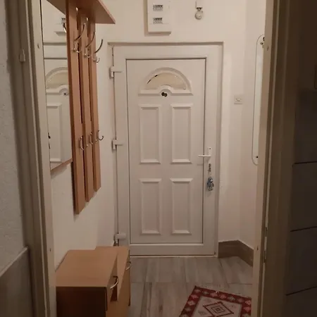 Nafo Apartment