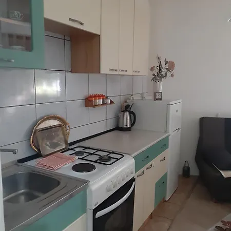 Nafo Apartment *