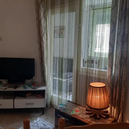 Nafo Apartment *